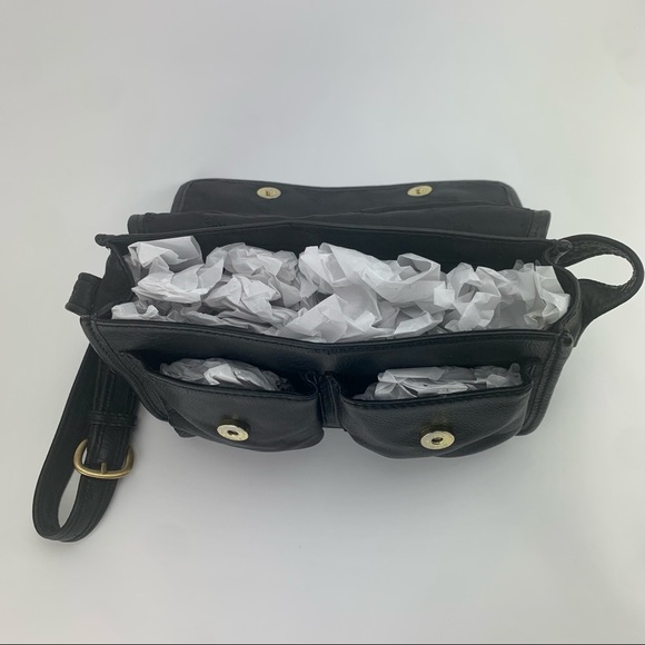 Fossil Classic Collection Shoulder Bag - Picture 4 of 15